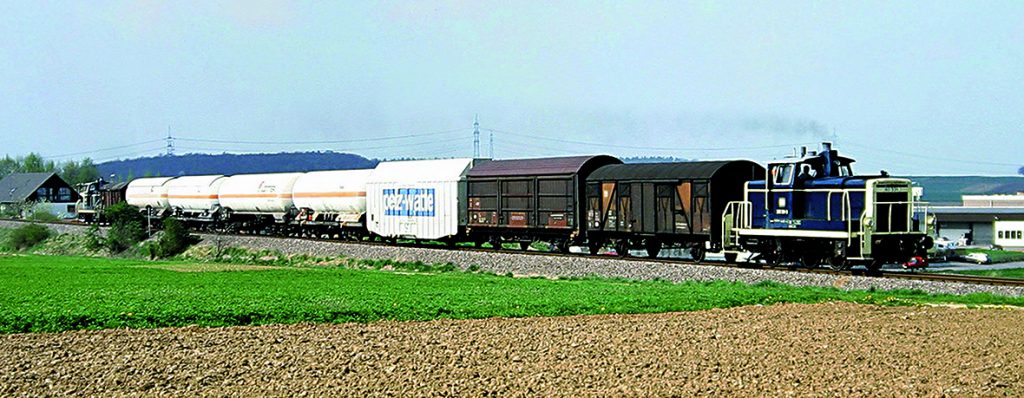 Güterzug in Doppeltraktion