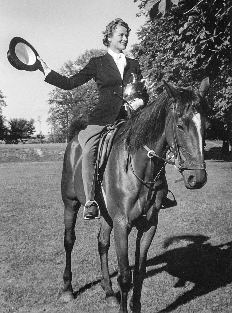 Schauspielerin 1953 zu Pferd