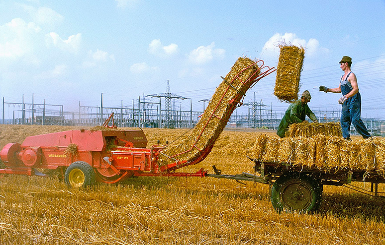 Strohbündler