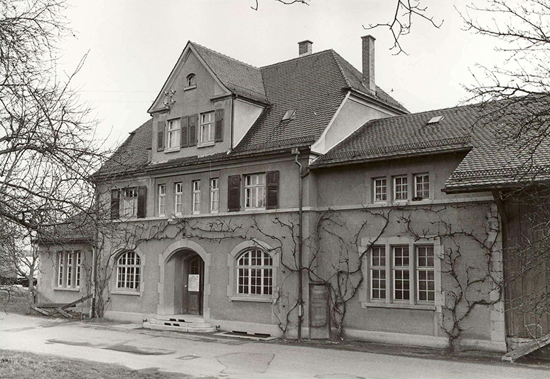 Empfangsgebäude